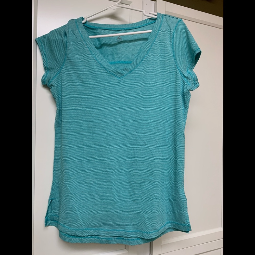 Zella Turquoise V-Neck Short Sleeve Tee